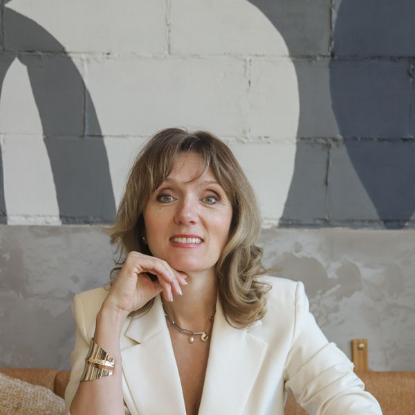 Irina Mierzewski, Associate